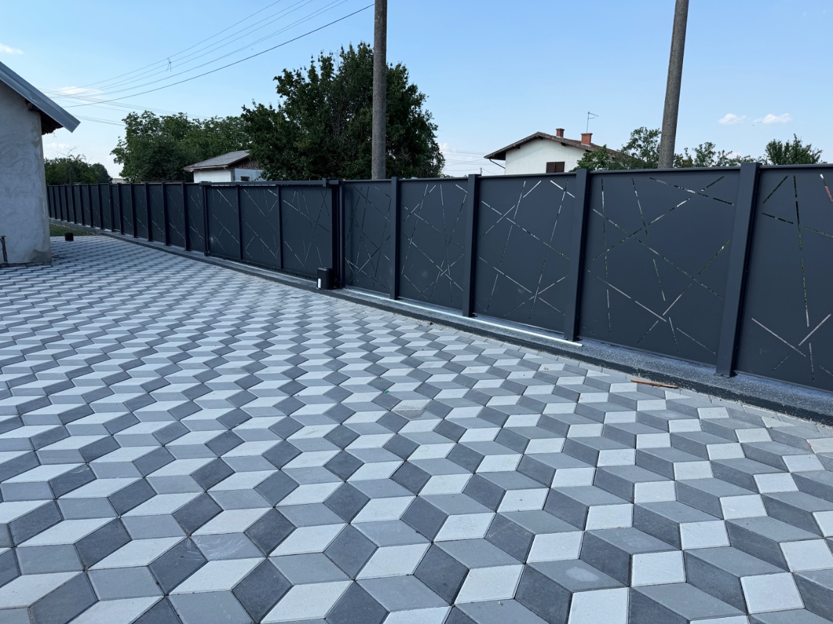 Lesersko secenje metala. Izrada i montaza svih vrsta ograda i kapija. - 1
