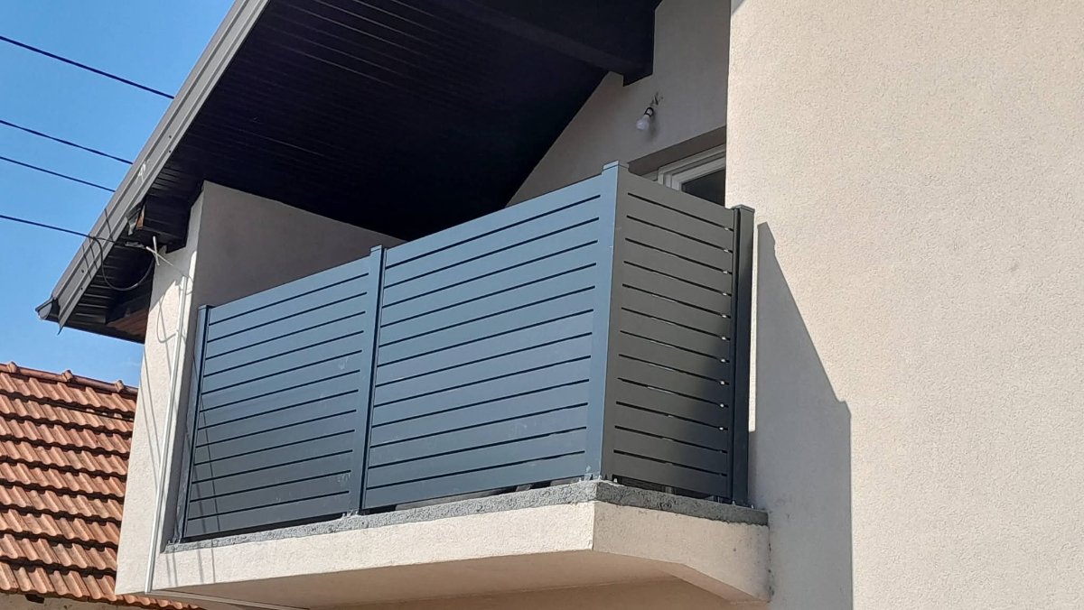 Izrada i montaža aluminijskih ograda i kapija - 1