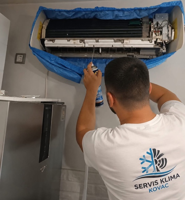 Profesionalni servis klima uredjaja - 1